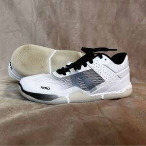 Xero Shoes BareFoot Black and White Athletic Basketball Court Shoes USw10m8 EU41
